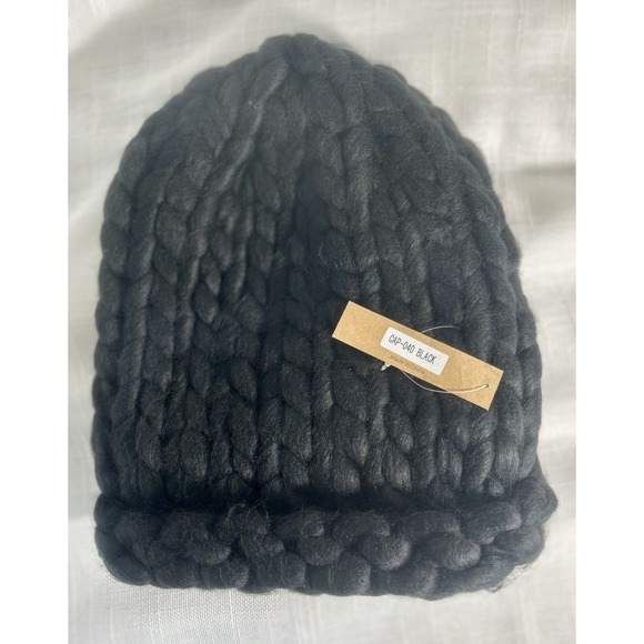 Handmade Knitting Factory Knit Cap Beanie NWT - Picture 2 of 8
